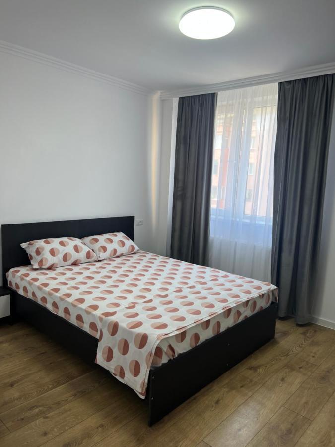 Sunny Apartment Center Suceava Ngoại thất bức ảnh