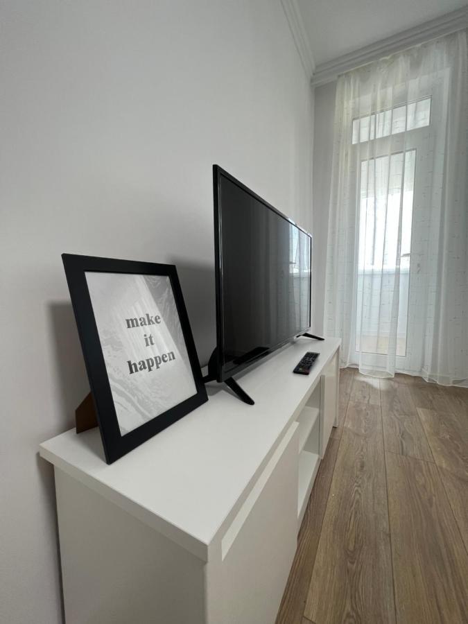 Sunny Apartment Center Suceava Ngoại thất bức ảnh